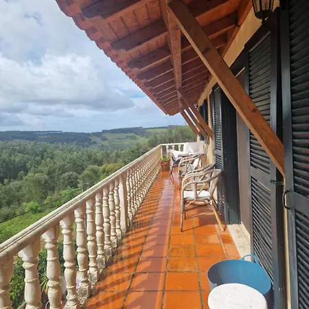 ヴィラ Honeysuckle And Flo *